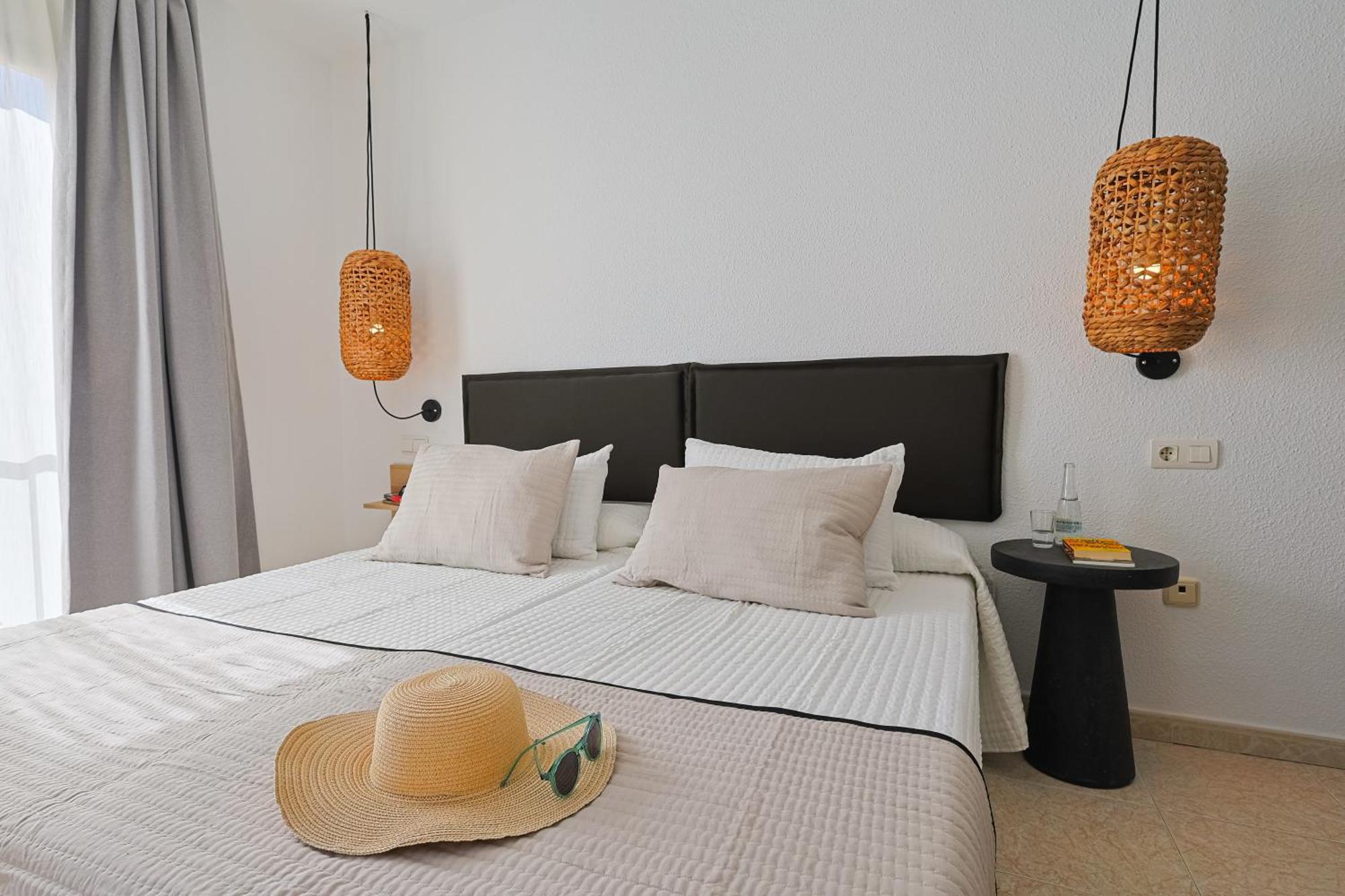 Hotel Olas De Almuñécar エクステリア 写真