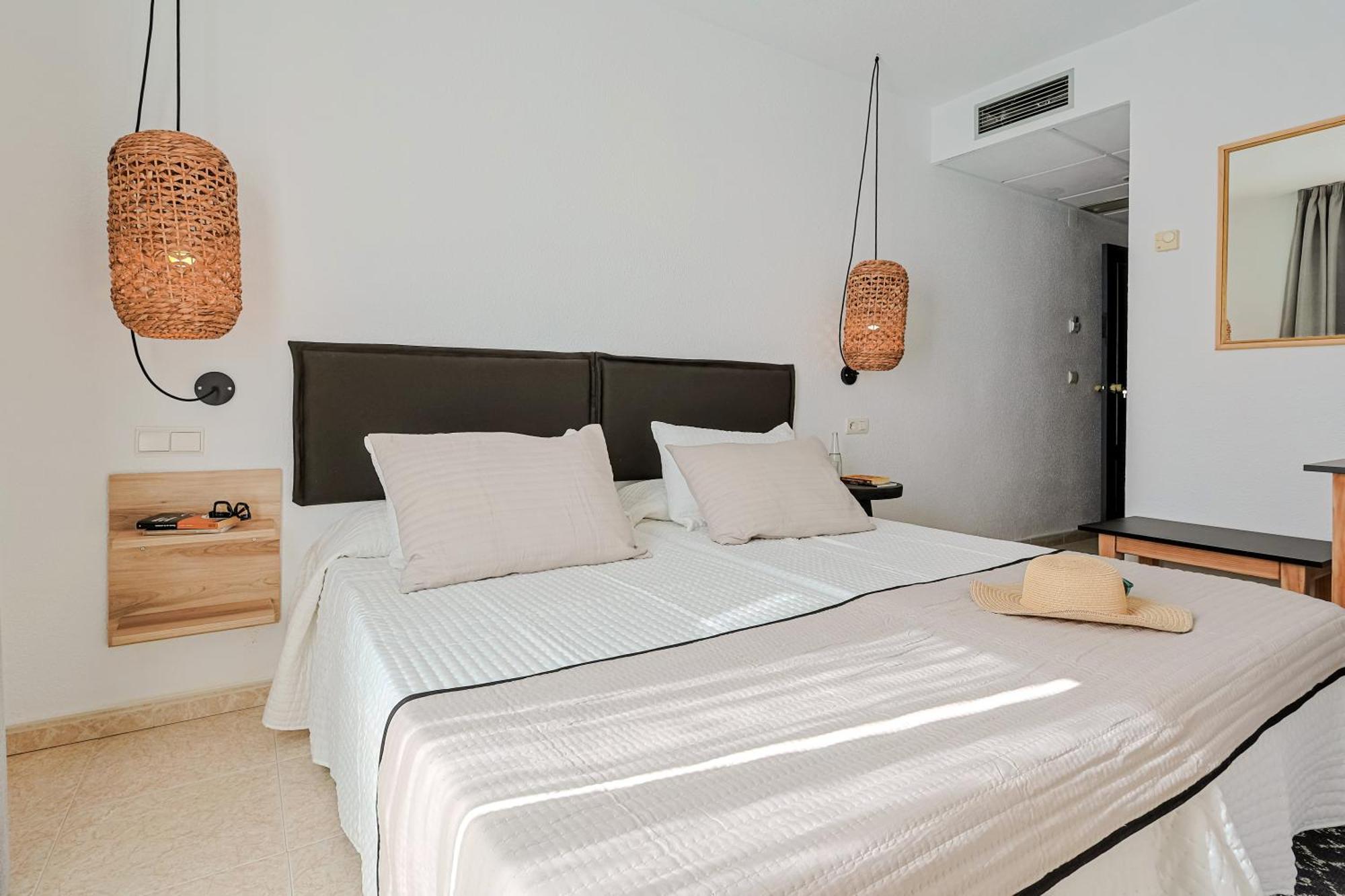 Hotel Olas De Almuñécar エクステリア 写真