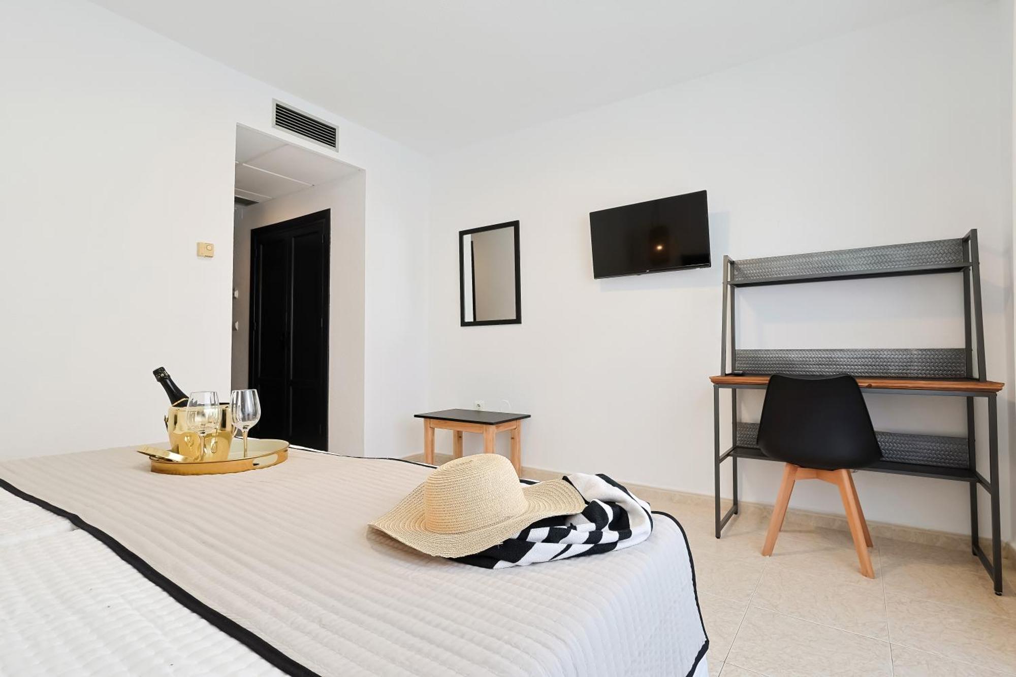 Hotel Olas De Almuñécar エクステリア 写真