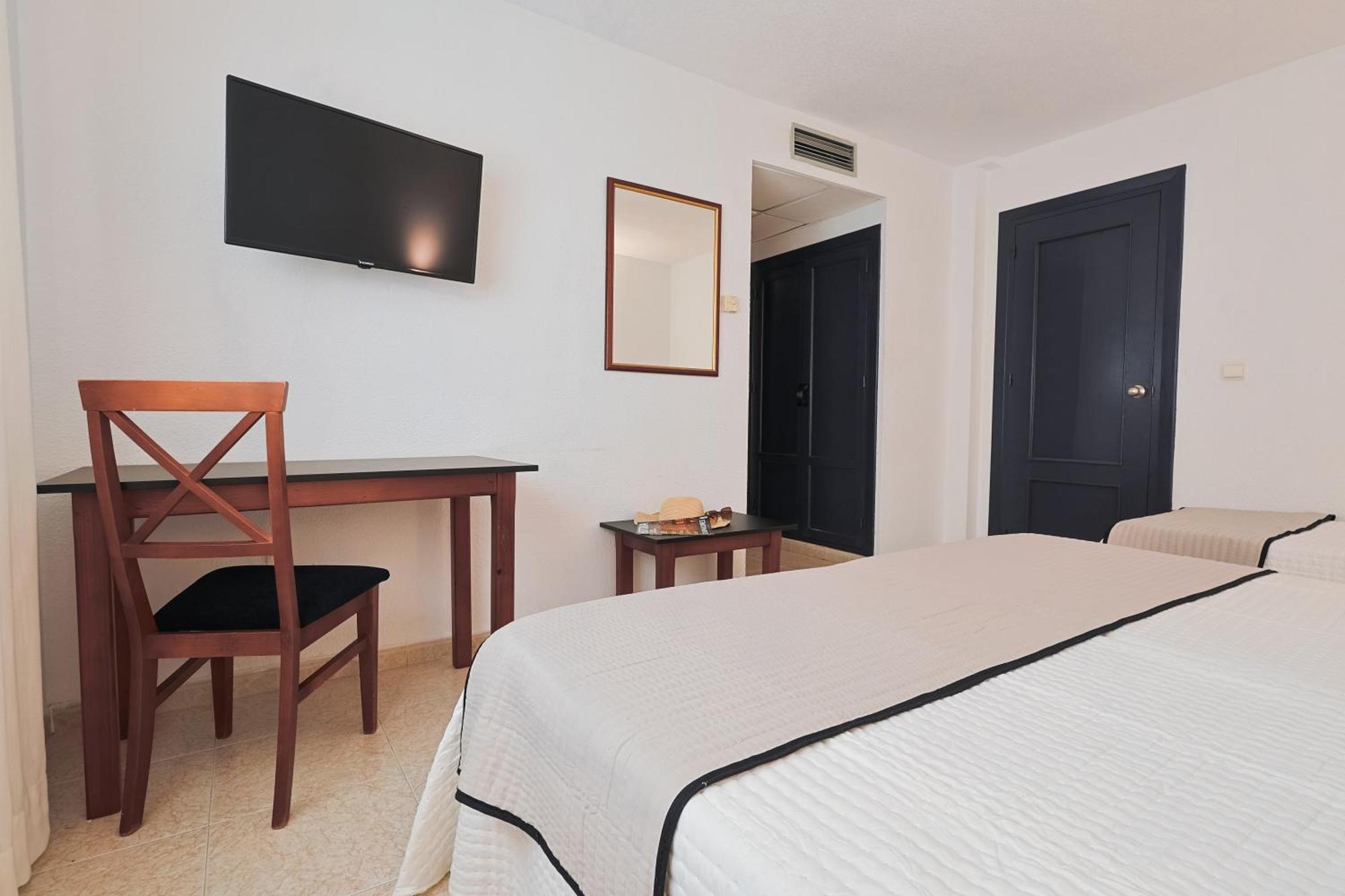 Hotel Olas De Almuñécar エクステリア 写真